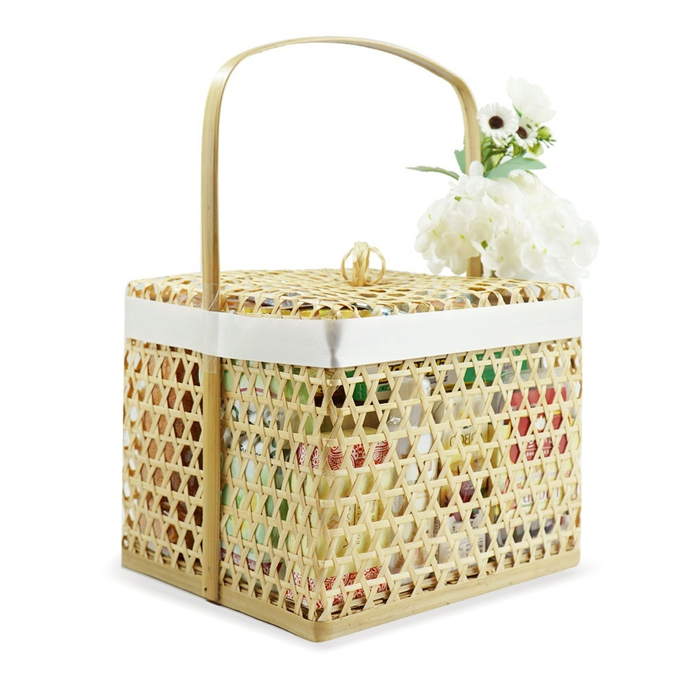 สังฆทานชุดสานบุญ 1 (ทรงเหลี่ยม)