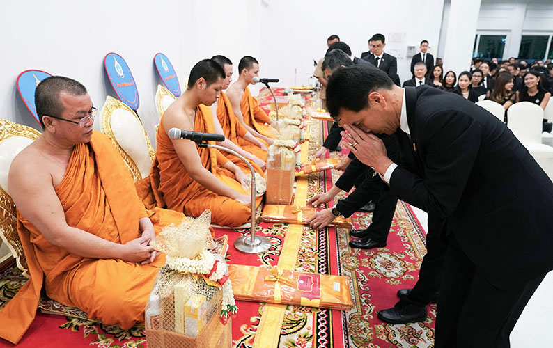 จัดงานศพ ทำไมต้องนิมนต์พระ 4 รูป จัดงานศพ ทำไมต้องนิมนต์พระ 4 รูป